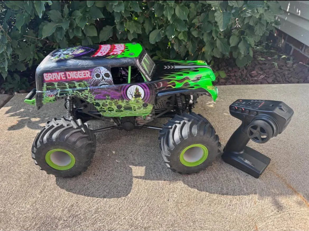 Losi Lmt Gravedigger